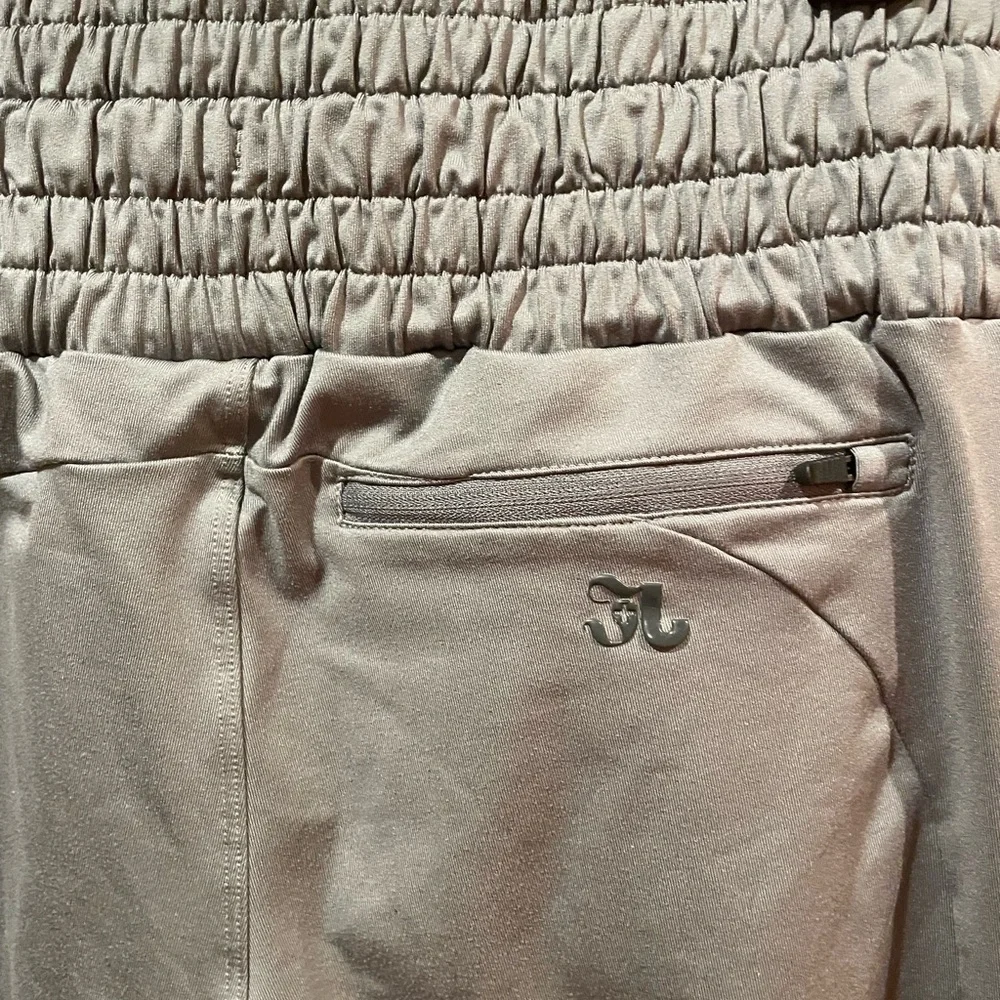 Jo + Jax Fiora Pant Light Gray joggers adult small 2-4  nwot